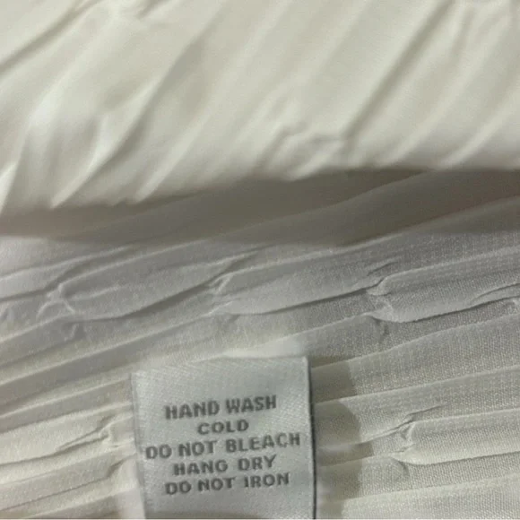 Dressbarn White Textured Blouse - Picture 6 of 6